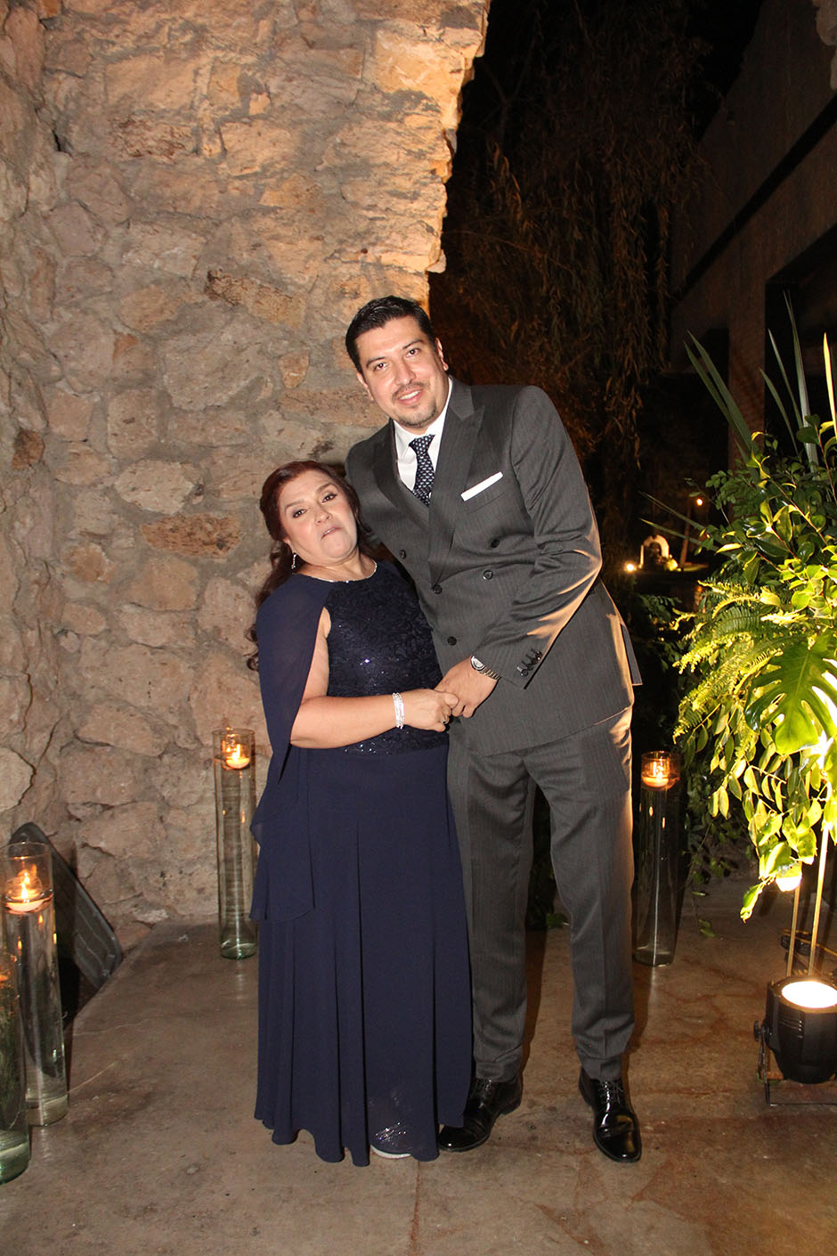 03 Gabriela Álvarez Méndez y Marcos Lango Martínez. Mamá del novio