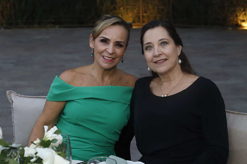 Lulú González y Mayra de Salinas