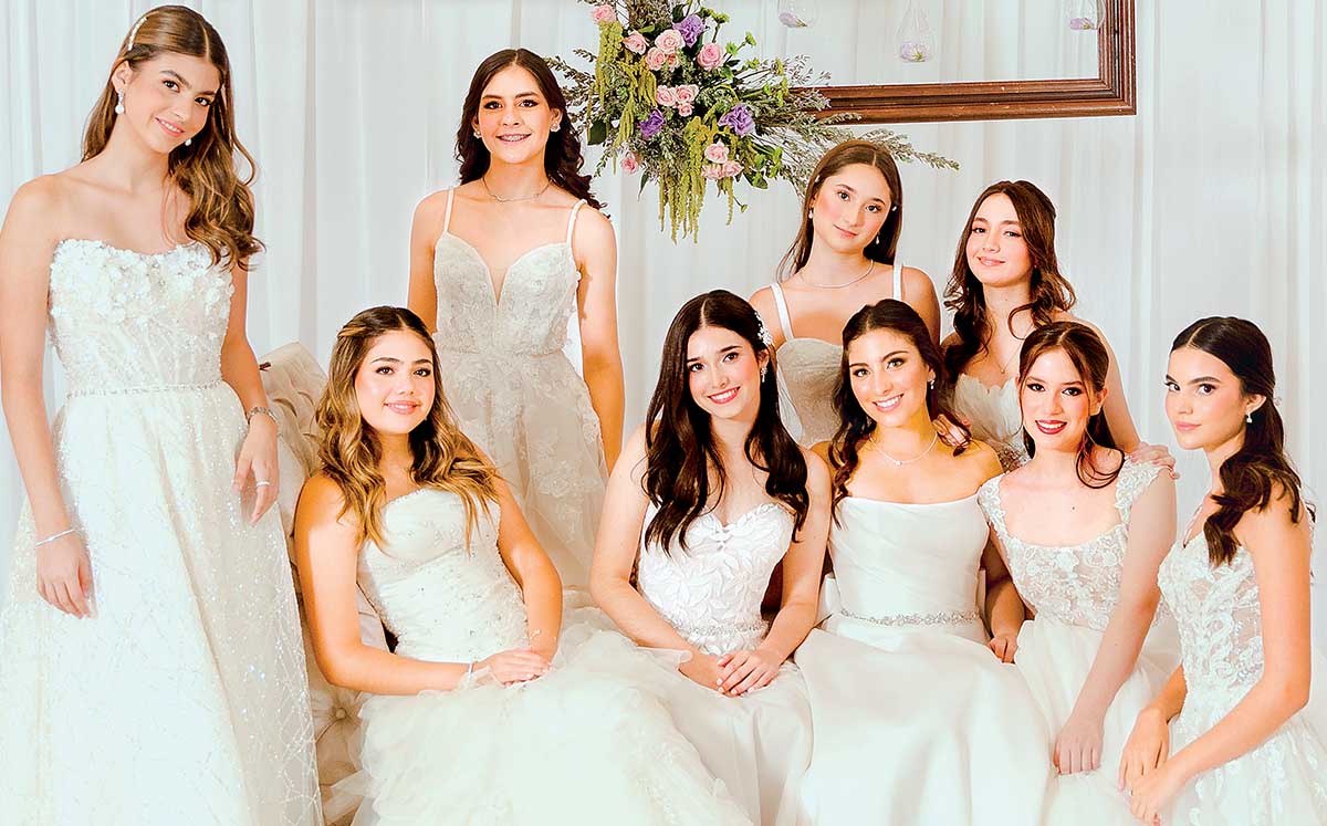 Edición 790: Baile de debutantes, KARLA MARÍA MARTÍNEZ, ALBALÚ SOLÍS, MARIANA ALEJANDRA SÁNCHEZ, REBECA GONZÁLEZ, ANTONIA RODRÍGUEZ, SOFÍA SALINAS, ÁN