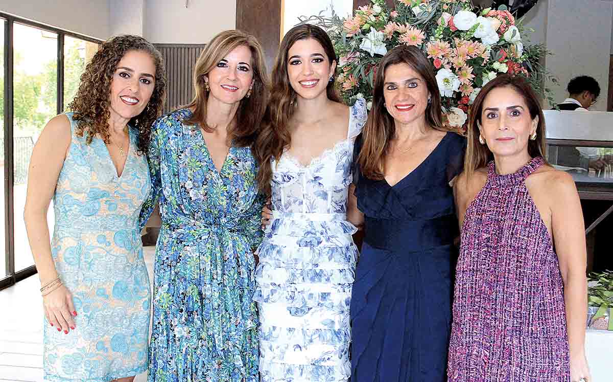 LEYLA ABISAD, EDNA DE CACHO, ANA CRIS CACHO, MALÚ ARANDA Y MARICARMEN TREVIÑO lucían hermosas en la despedida en el Deportivo Español