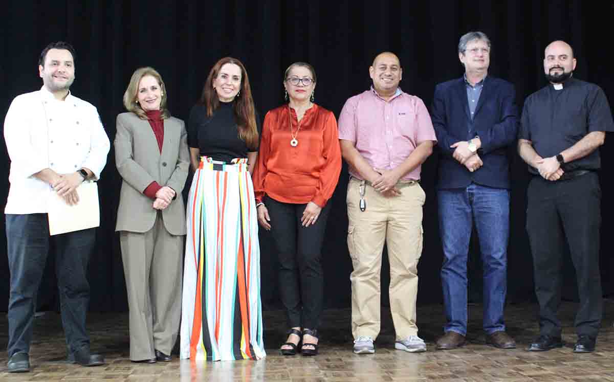DANIEL GARCIA, GLORIA LAURA SEPTIÉN CRESPO, ADRIANA GOVELA, ARACELI CHONG, ARTURO LEYVA CHONG, BASILIO ARMANDO KOT ASCORVE, CARLOS MORENO MARRÓN