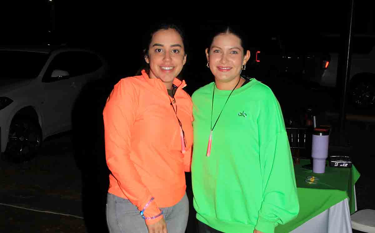 ARANTXA VALDÉS Y PATY CRUZ disfrutaron del torneo de putt nocturno