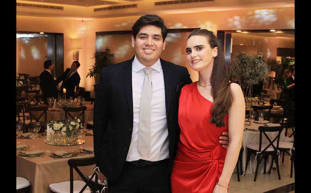 ARTURO MONTIEL Y KELLY JONES nos regalaron sus mejores sonrisas