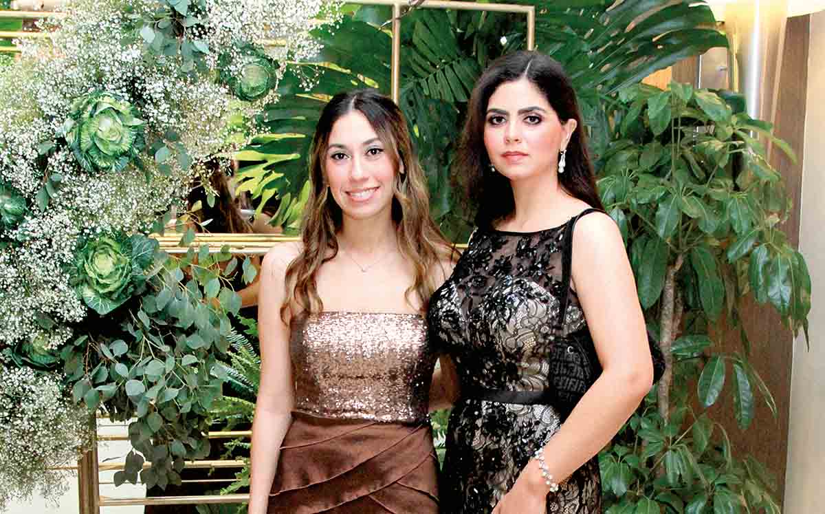 ANDREA GUERRA Y SOFÍA MAR disfrutaron de los mejores éxitos que hizo sonar el DJ Beat Factory