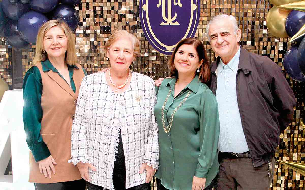 LAURA ACEVEDO, NORINEY DE LA GARZA, NORA ENEYDA ACEVEDO Y JOSÉ HUMBERTO MUELA siempre presentes en los mejores eventos