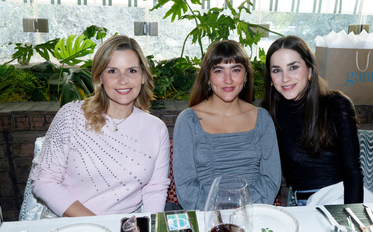 Adriana Elizondo, Alessandra Grijalva y Astrid Algara / Foto: Omar Valdez