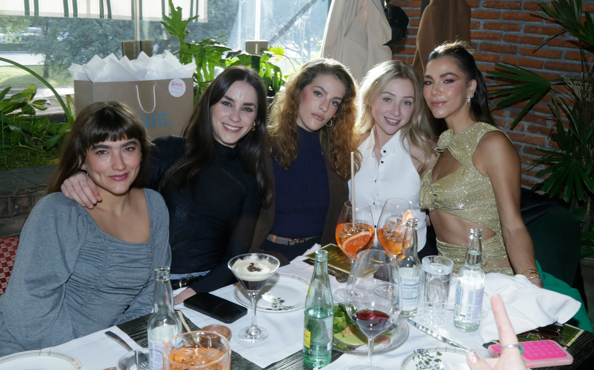 Alessandra Grijalva, Astrid Algara, Eugenia González Ballesteros, Sofía Salinas y Connie Dávalos / Foto: Omar Valdez
