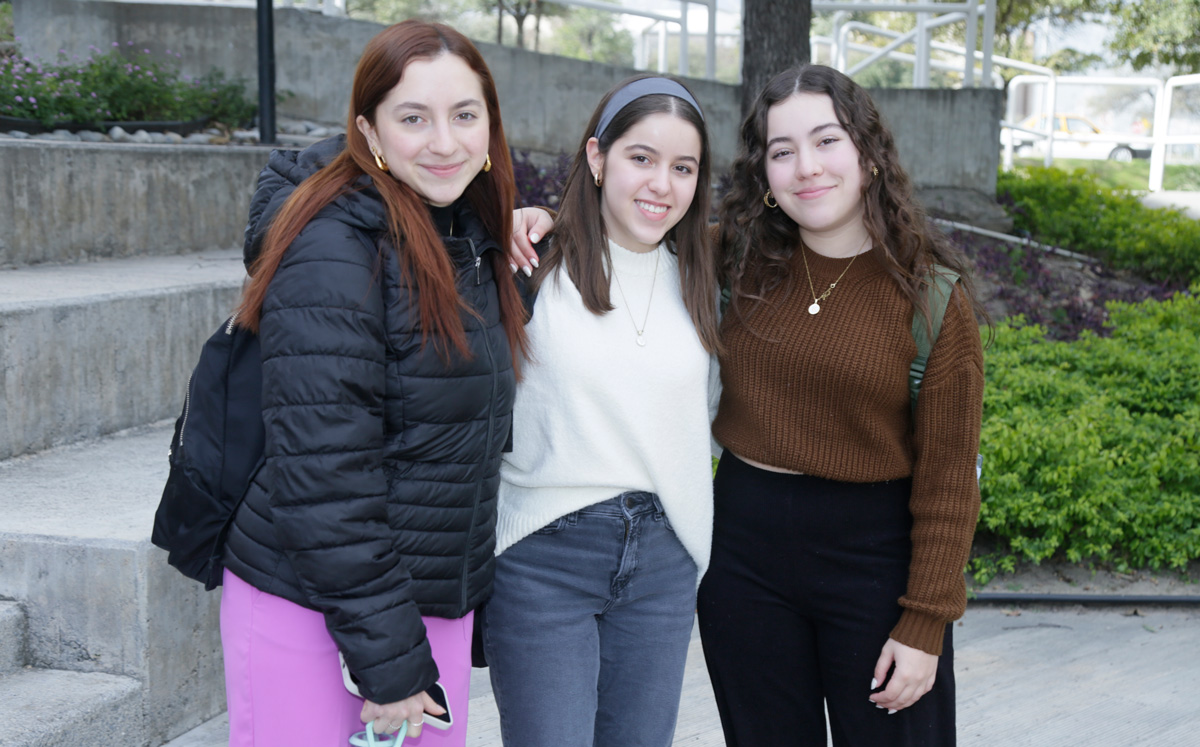 Celeste Alejandro, Vanessa Mantecón y Katia Cantú / Foto: Omar Valdez