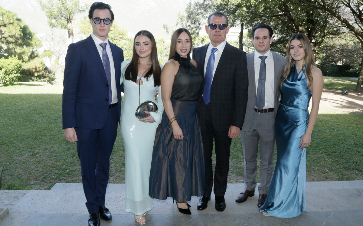 Mauricio Herrera, Eva Andonie, Alejandra Gama de Herrera, Alejandro Herrera, Alejandro Herrera y Mariah Garza / Foto: Omar Valdez