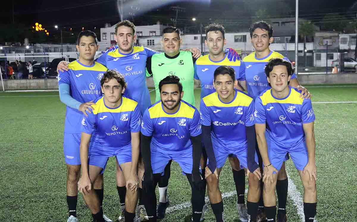 EQUIPO DELIVANTO se llevó la victoria del torneo de fútbol de Copa Camilo