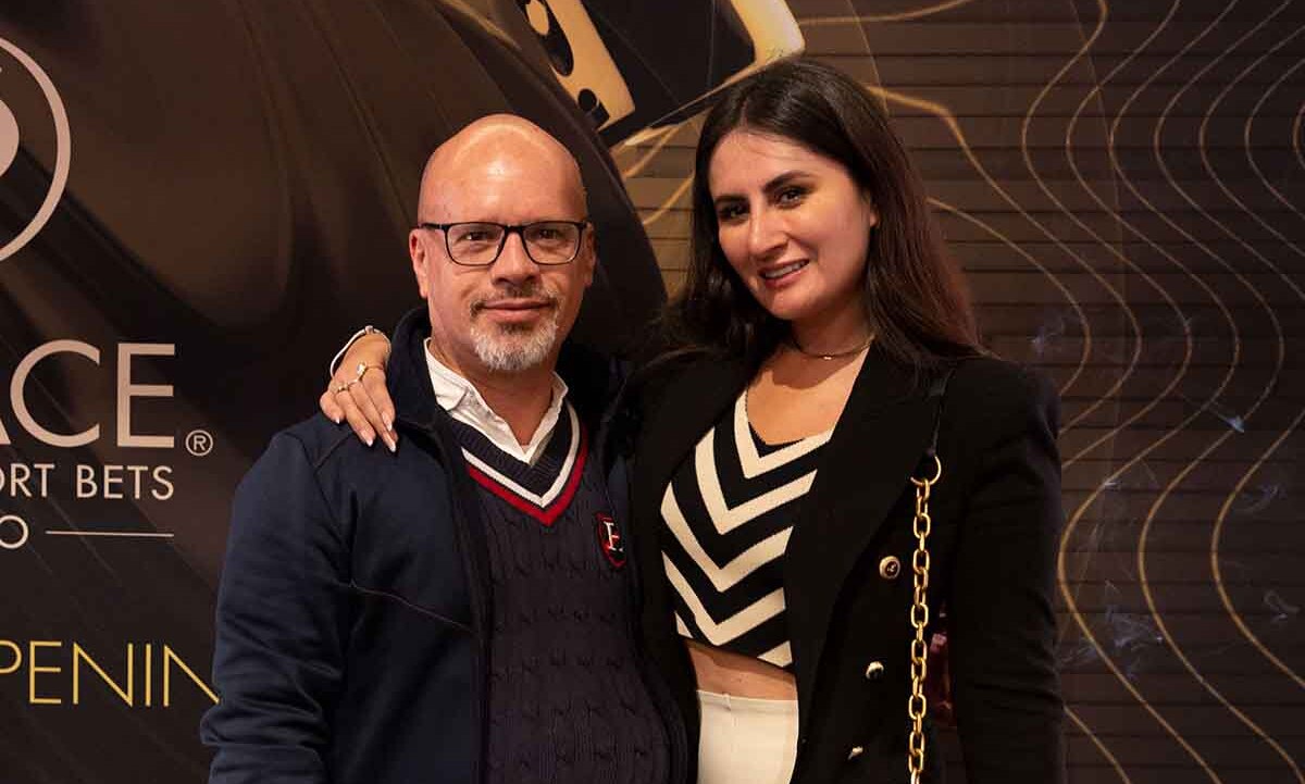 Adrián Tejeda y Edna De Coss
