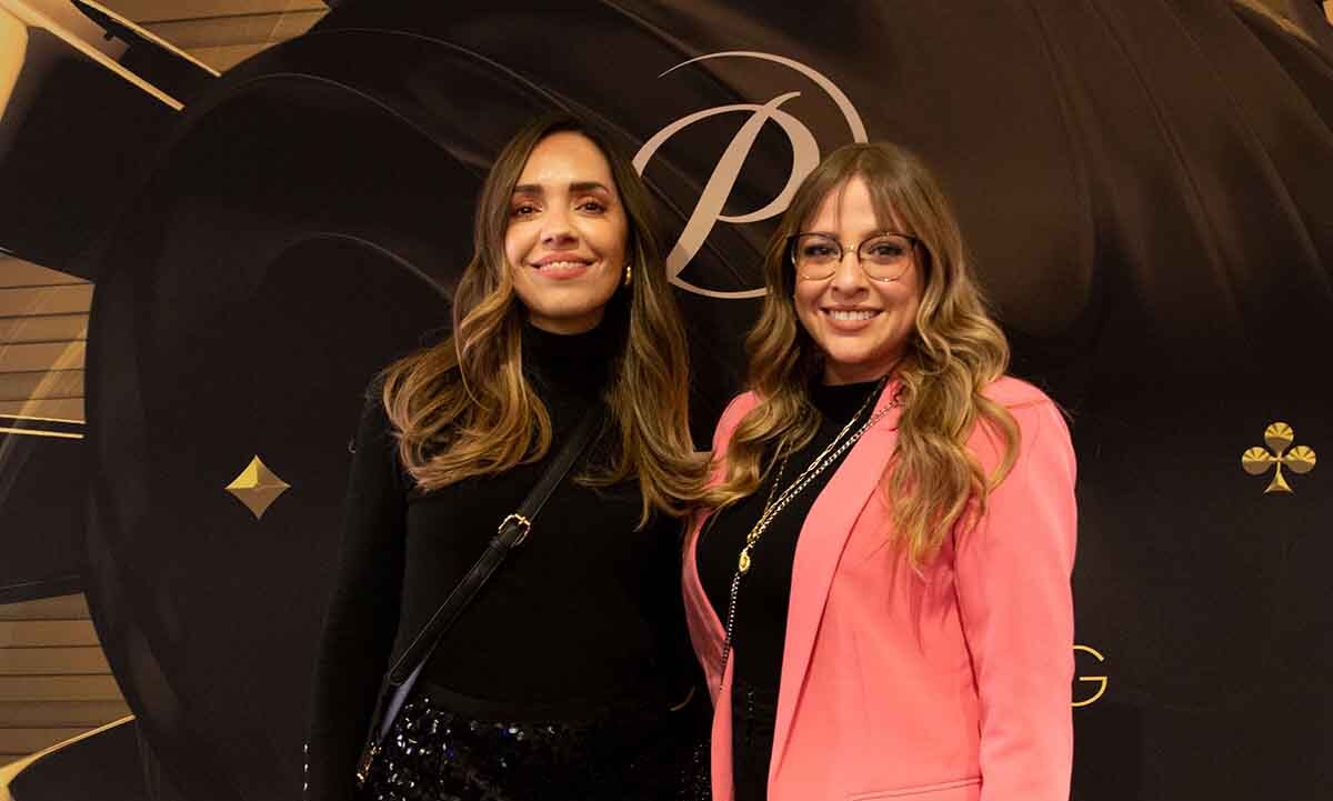 Elia Zentella  y Carmen Rodríguez