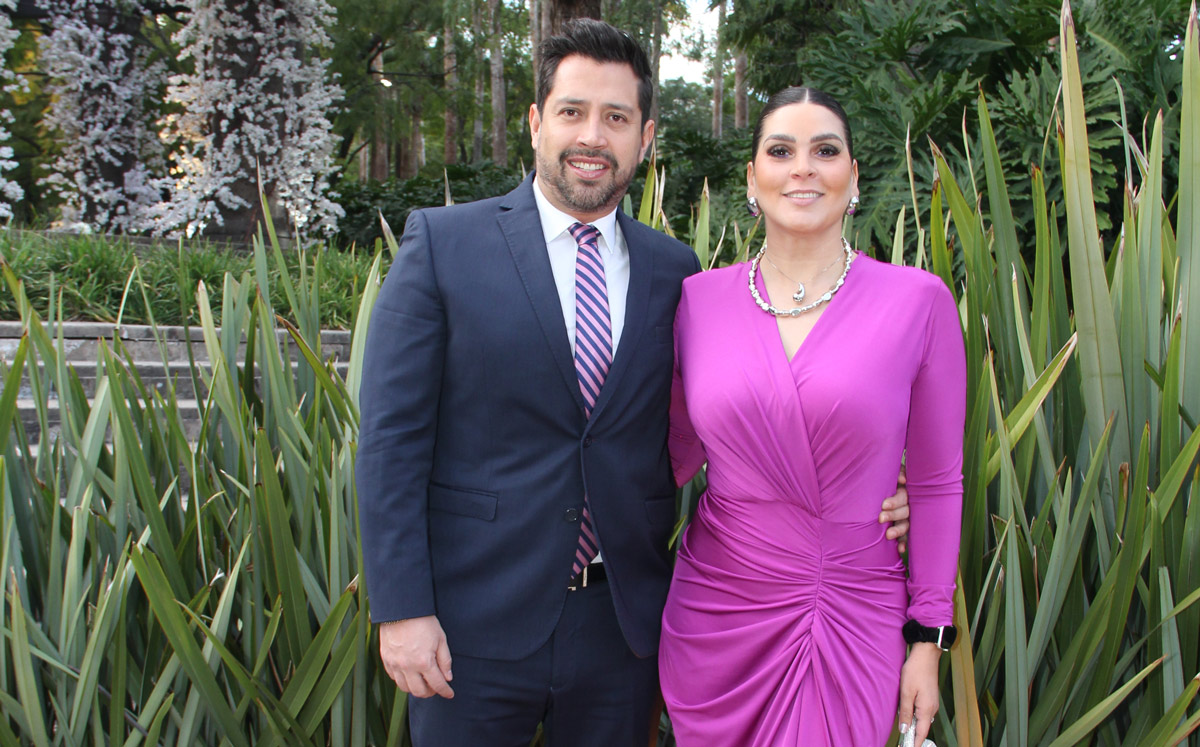 Luis Kassian y Anita González de Kassian / Foto: Chic Guadalajara