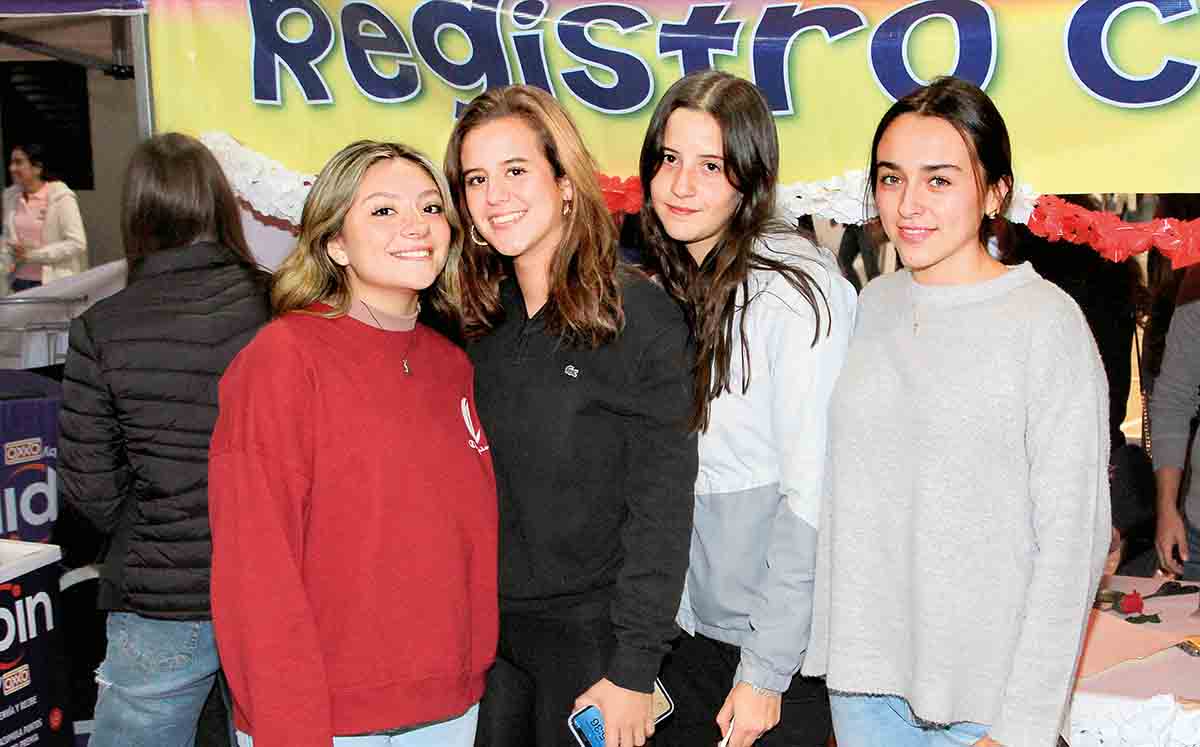 MONTSE LUPERCIO, ANA GRACIELA THOMAE, MARIANA HOLGUERA Y MARIFER ROSAS disfrutaron de la tómbola, los juegos inflables y la discoteca en la kermes