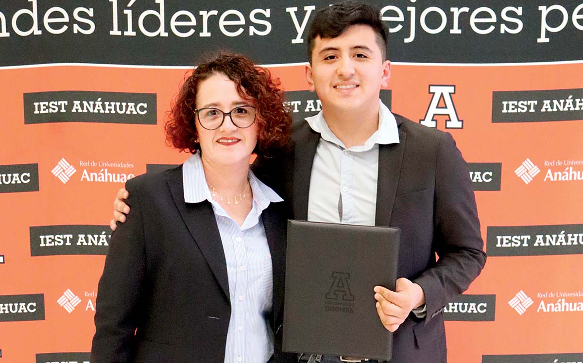 SOFÍA ORTÍZ Y LUIS HUMBERTO ROSAS dominaron los idiomas inglés, francés y alemán