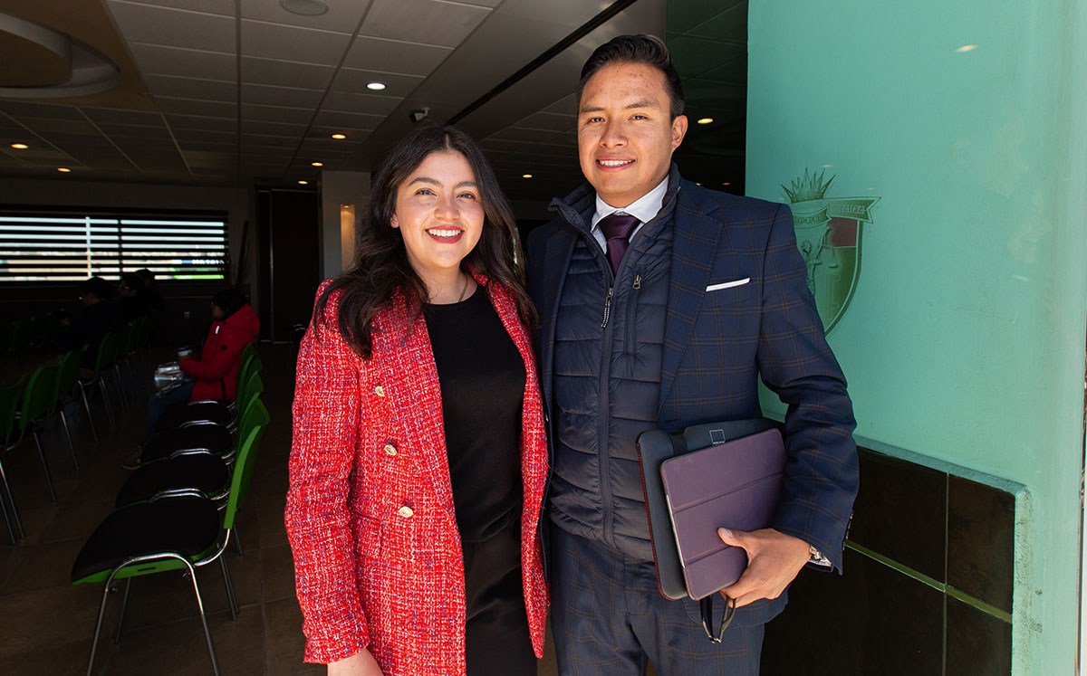 Beatriz Mejía y Eduardo Escando