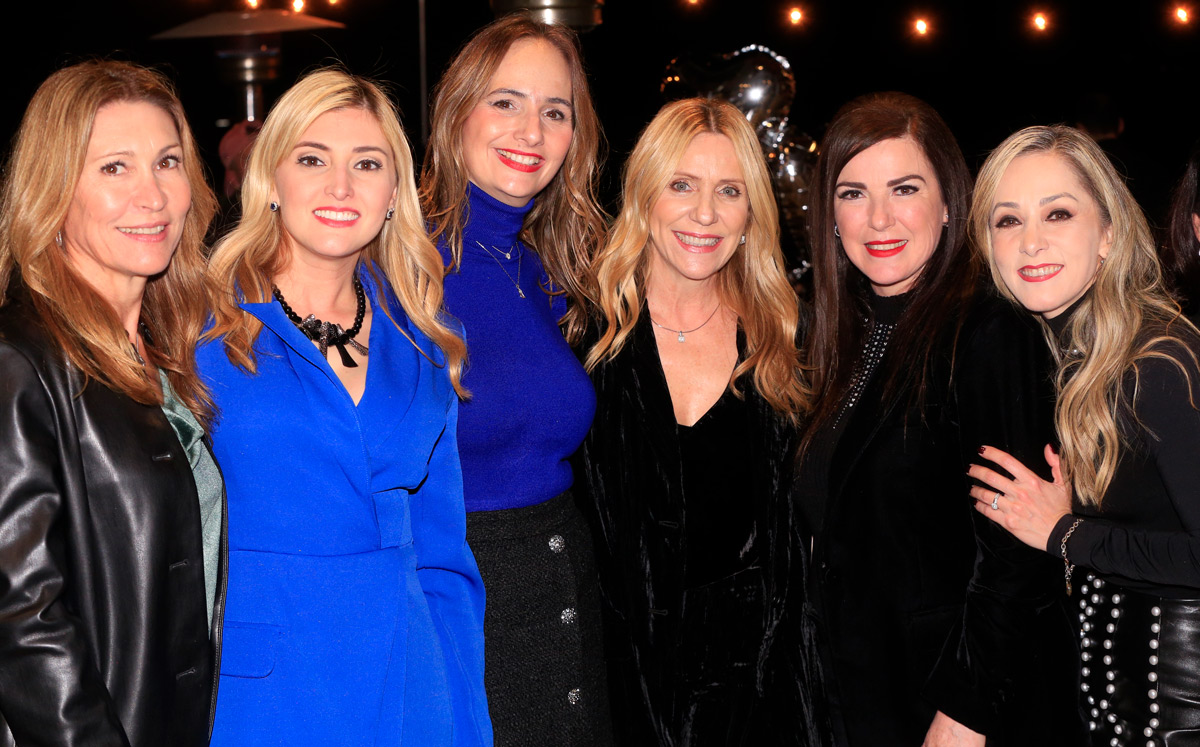 Diana González, Dany Chamorro, Norma Lozano, Dora Pérez de Lozano, Marlene Dávila de Rodríguez y Ana Laura Almada / Foto: Daniel Saldívar