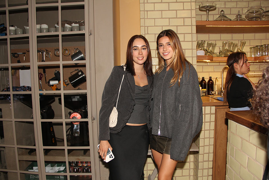 Natalia Gudiño y Danielle Antonio.