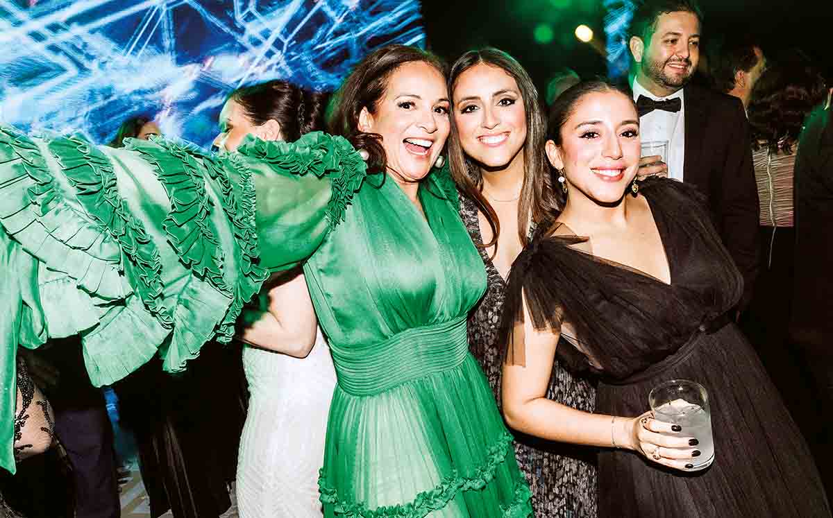 ADA DE HUERTA, ADA DE AGUIRRE Y PAULINA HUERTA degustaron exquisito menú en la significativa ocasión