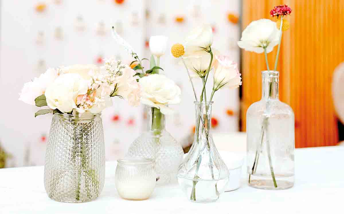 Detalles florales por parte de Flores de Sofía y Antique