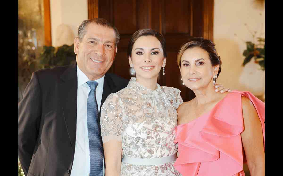 TOMÁS GARCÍA, ELSA GARCÍA Y SILVIA CORRIPIO llegaron con sus mejores outfits
