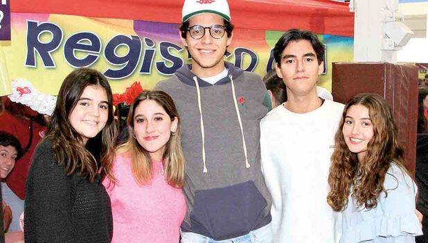 ALE MOHAMAR, CECY MARTÍNEZ, ALEX AGUILAR, CLAUDIO LOREDO Y REGINA MARTÍNEZ disfrutaron de todas las actividades en la kermes del ICT
