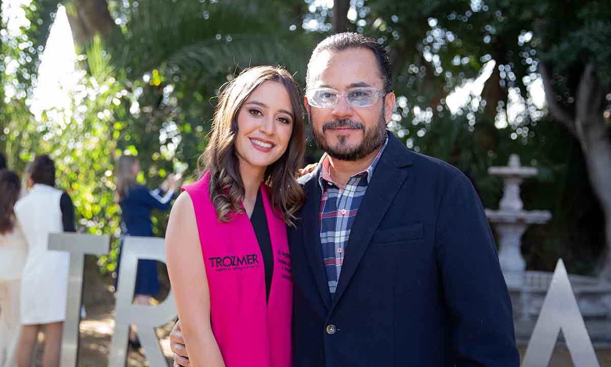 Refina Monroy y Oscar Monroy