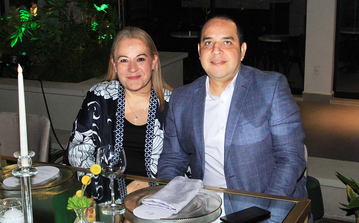 Asistentes del evento encantados de formar parte del recorrido por el Museo de la Ciudad Tampico