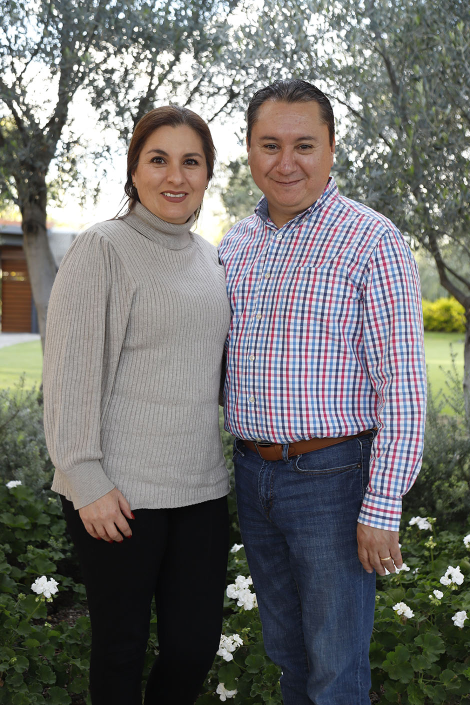Araceli Alatorre y Gustavo Cabrera