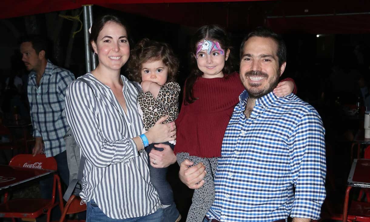 Lucía Deschamps, Natalia Casares, Lucía Casares y Alberto Casares