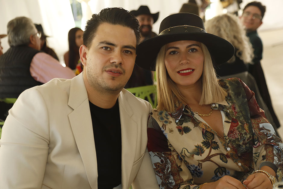 Jorge Buenrostro y Liz de Buenrostro