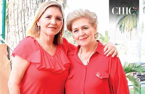 LAURA ACEVEDO Y NORINEY DE LA GARZA muy emocionadas por la excelente respuesta que tuvo el torneo