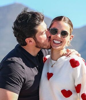 Mariana Rodríguez y su vestido anti San Valentín de Zara de 900 pesos (Instagram)