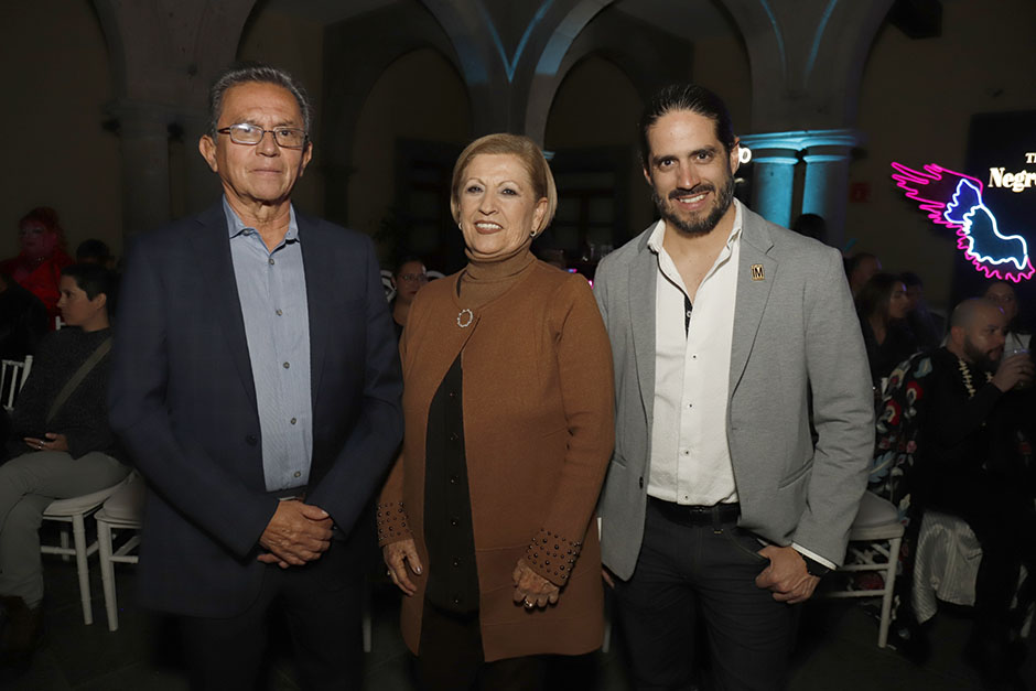 Mario Flores Naelade Flores y Ricardo Flores