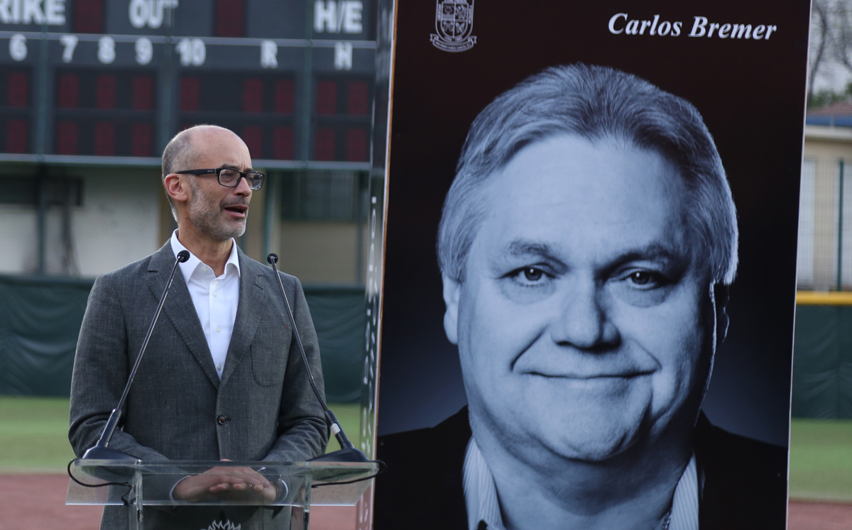 Miguel Treviño, alcalde de San Pedro ofreció un emotivo mensaje / Foto: Roberto Alvarado