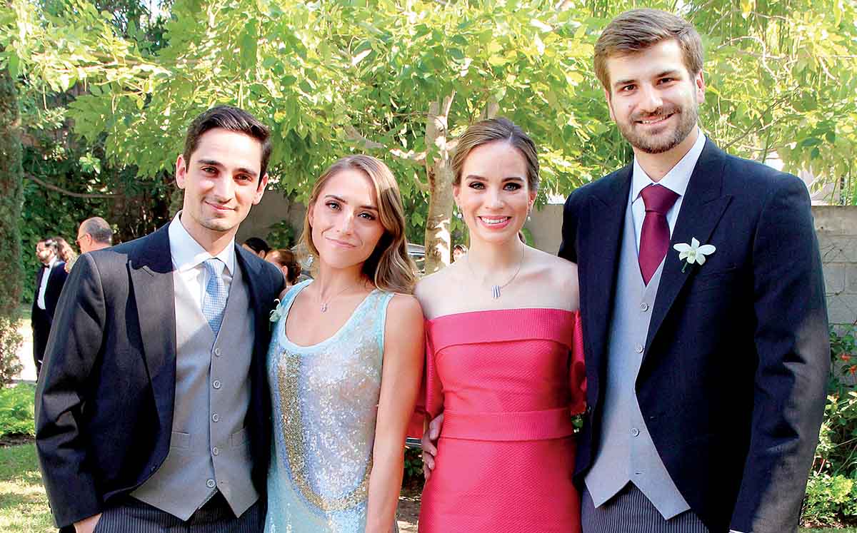 ANDRÉS CEBALLOS, MARIA ROBINA, ANA FRANCIS CEBALLOS Y PATO GARVEY llegaron puntuales a la boda