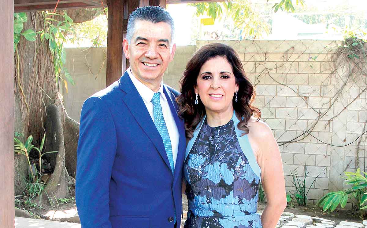 JESÚS AGUILAR Y PATY DE AGUILAR degustaron de un delicioso menú mientras Tempus Quartet armonizaba el ambiente