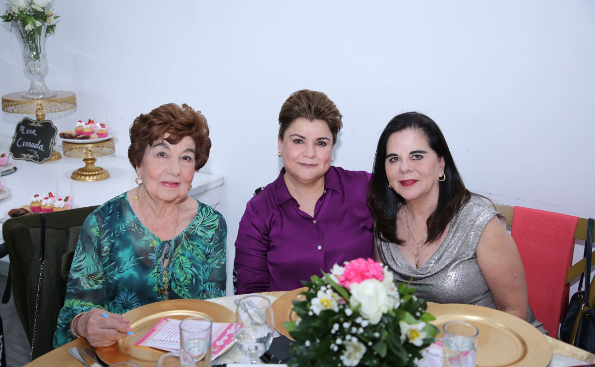 Marcia, Rosina y Marcia