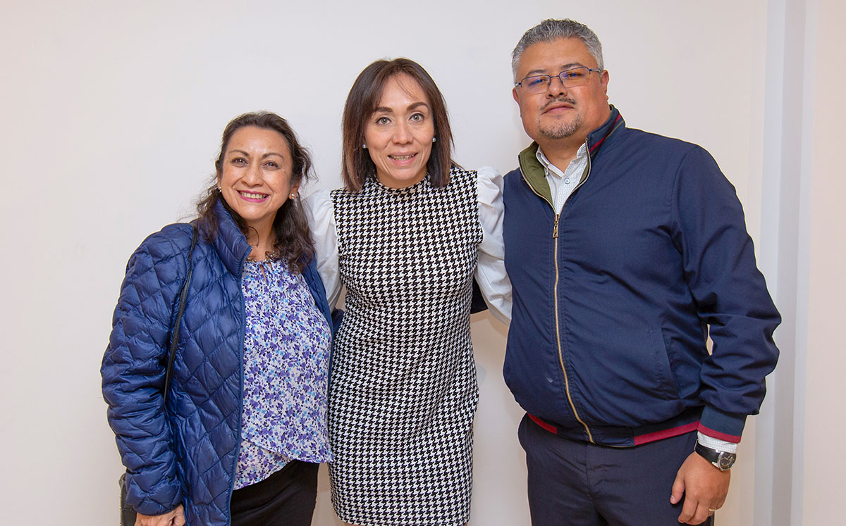 Norma Zapiain, Yasmín Chávez y Jesús Morales
