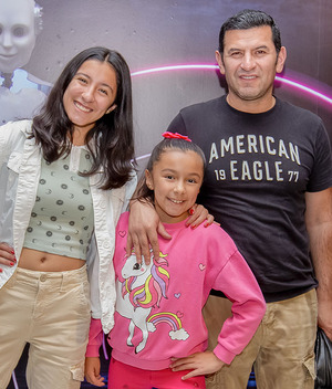 Vanessa García, Renata García e Israel García