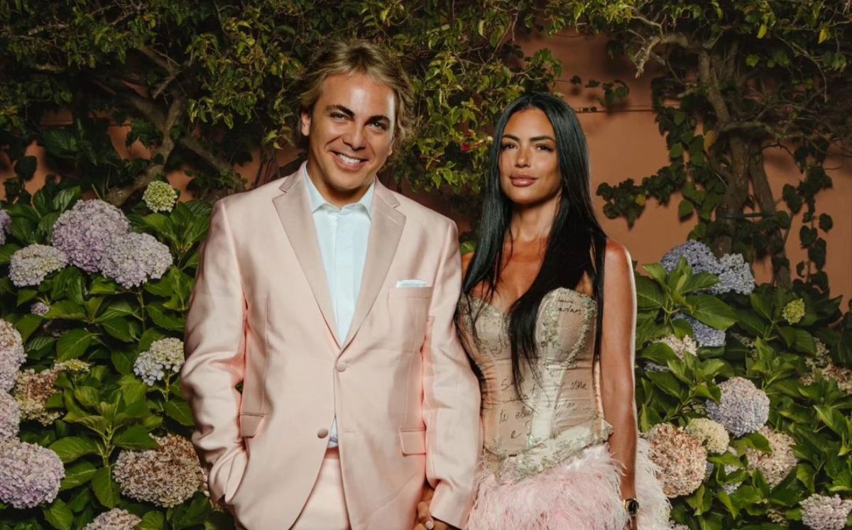 Cristian Castro: Novia deja México tras rumores de infidelidad (Instagram)