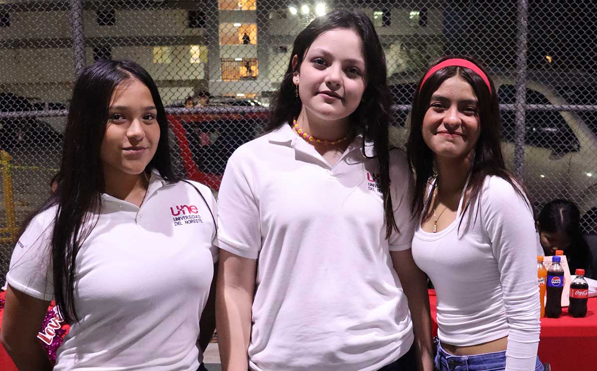 ERIKA GRANADOS, ALEXIA SALAZAR, XIMENA TOLEDANO celebraron el día del amor y la amistad en la UNE