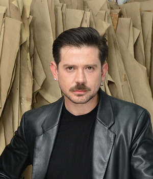 01 Alfredo Martínez logo