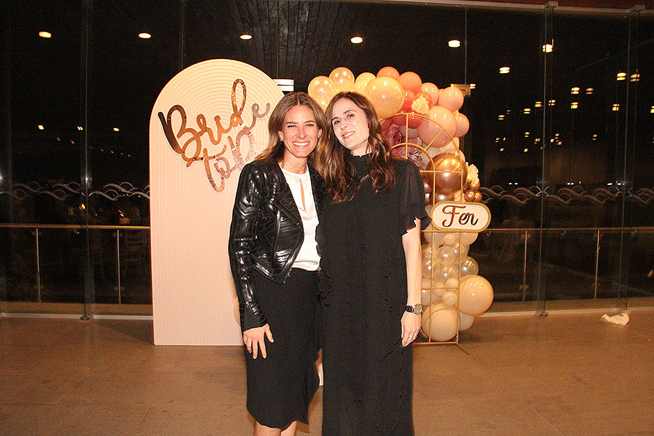 Alina Bracamontes y Ana Bracamontes