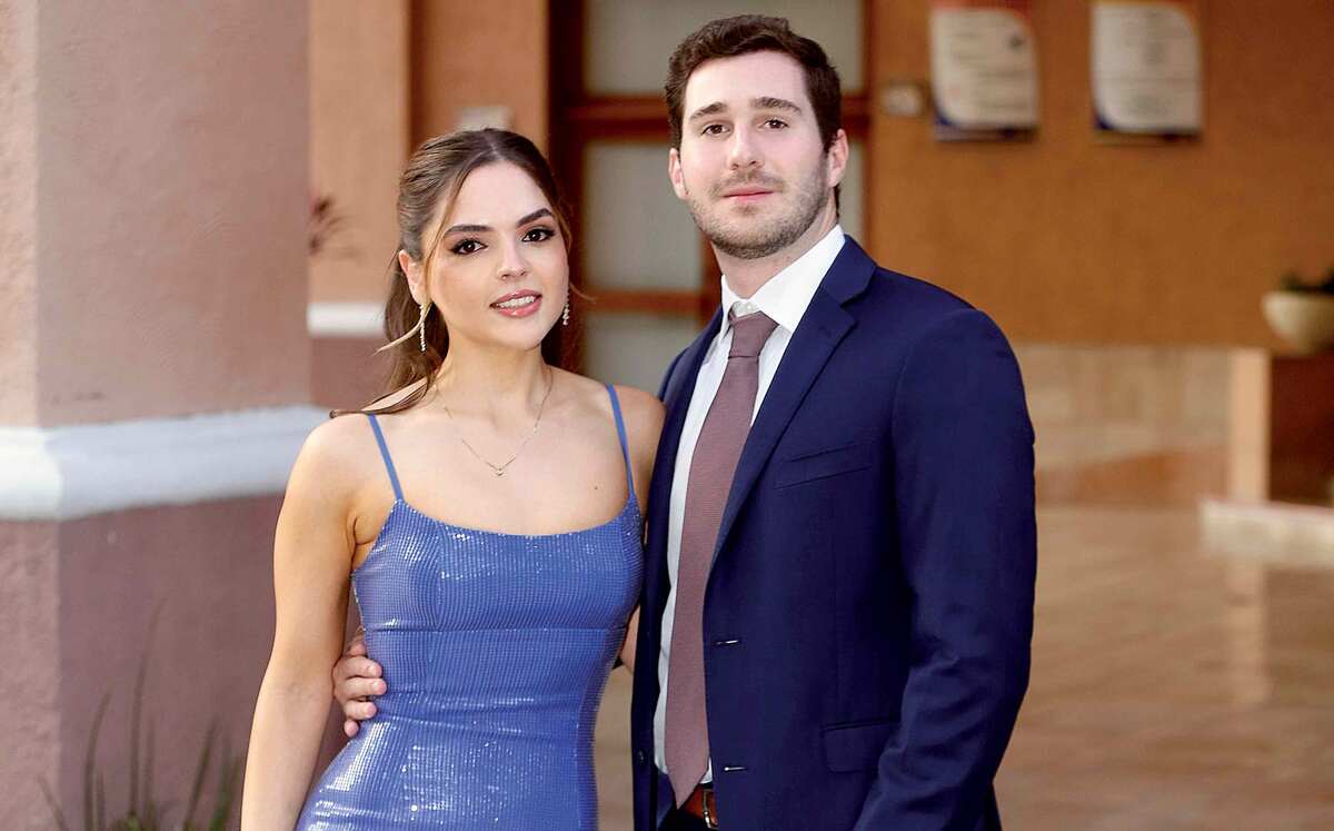 Daniela Martínez y Arturo Astaburuaga