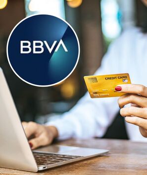 Descubre por qué BBVA podría cancelar tu tarjeta de débito y cómo evitarlo (Foto: Freepik)