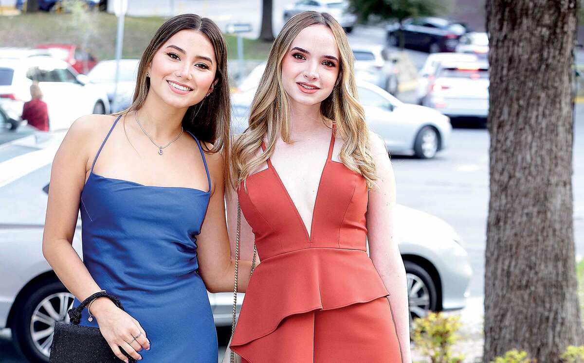 Estefanía Lespron y Fernanda Berazaluce