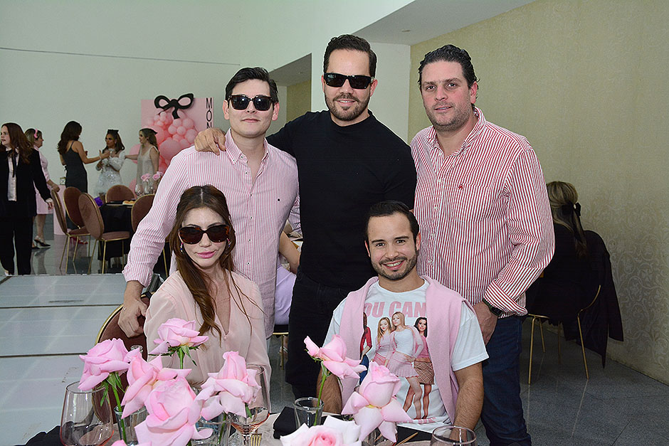 Itsuo Martín del Campo, Santiago Villaseñor, Gonzalo Rodríguez, Sofía Félix y Mario Michel