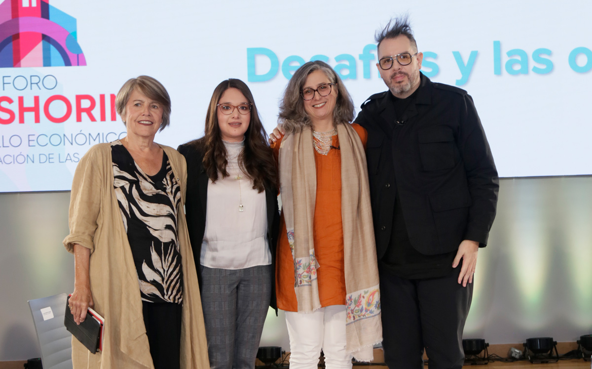 Margarita Greene, Martha Peña, Anacláudia Rossbach y Miguel Robles-Durán / Foto: Omar Valdez