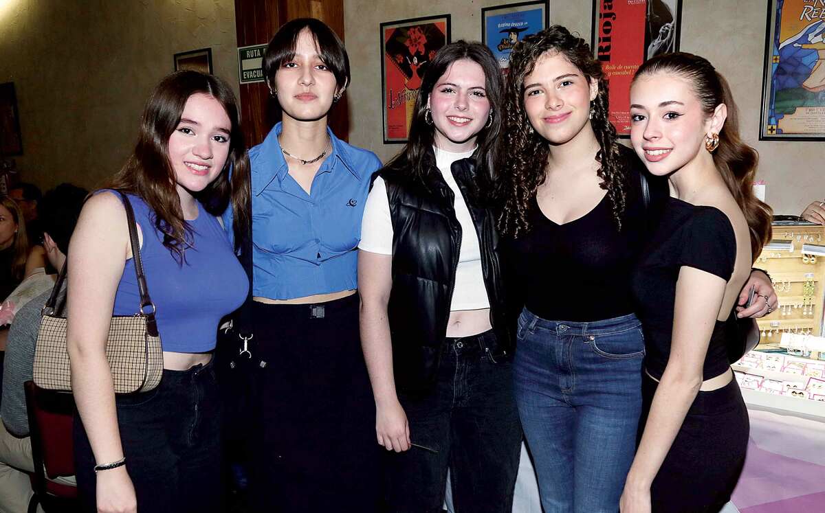 Myrna Chavarría, Pamela Campero, Cristina Mirendon, Rumina García y Bárbara Villarreal